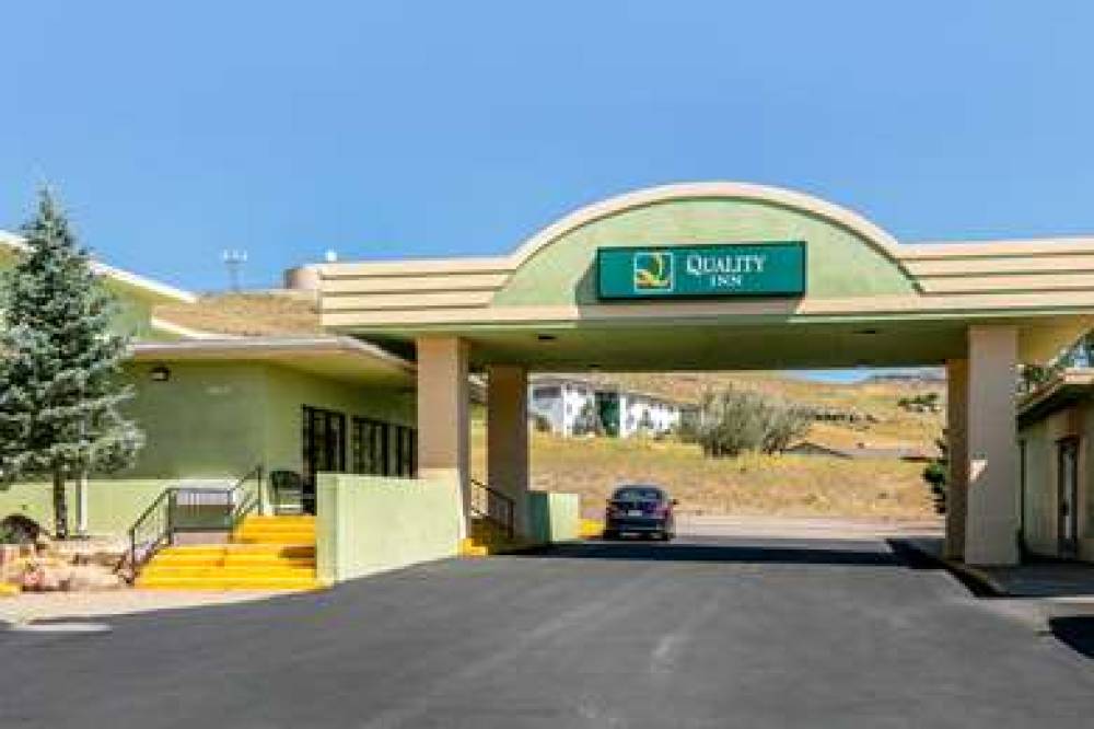 QUALITY INN RAWLINS I-80 4