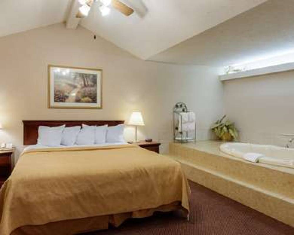 Quality Inn Robinsonville 7