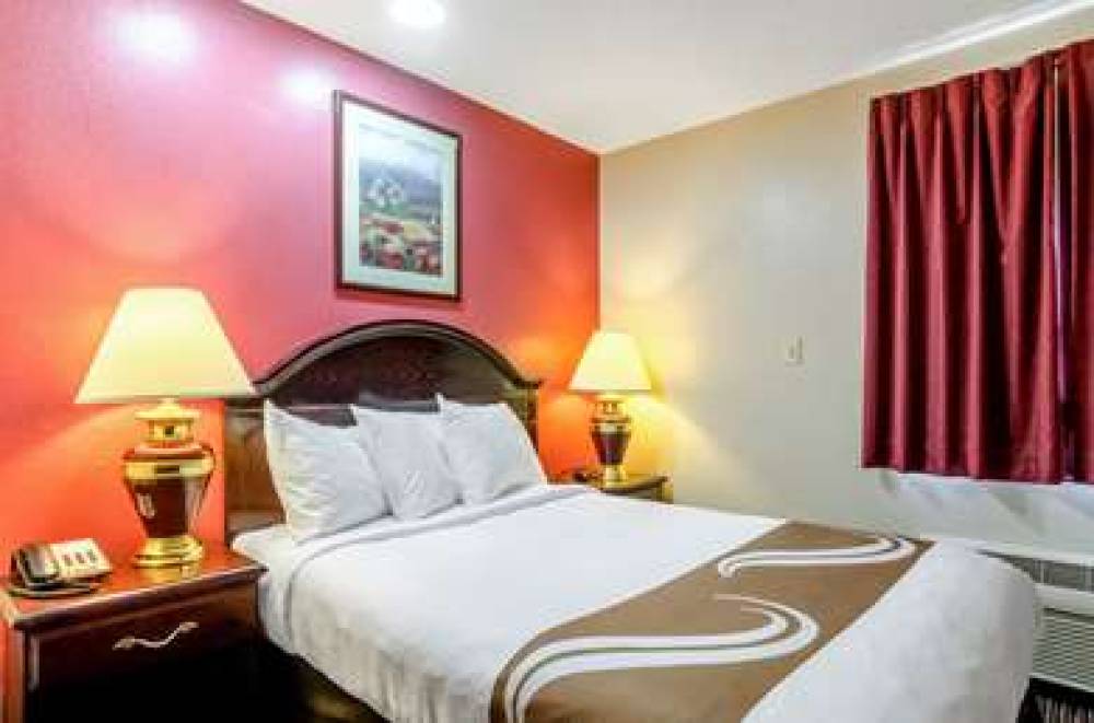 Quality Inn South 9