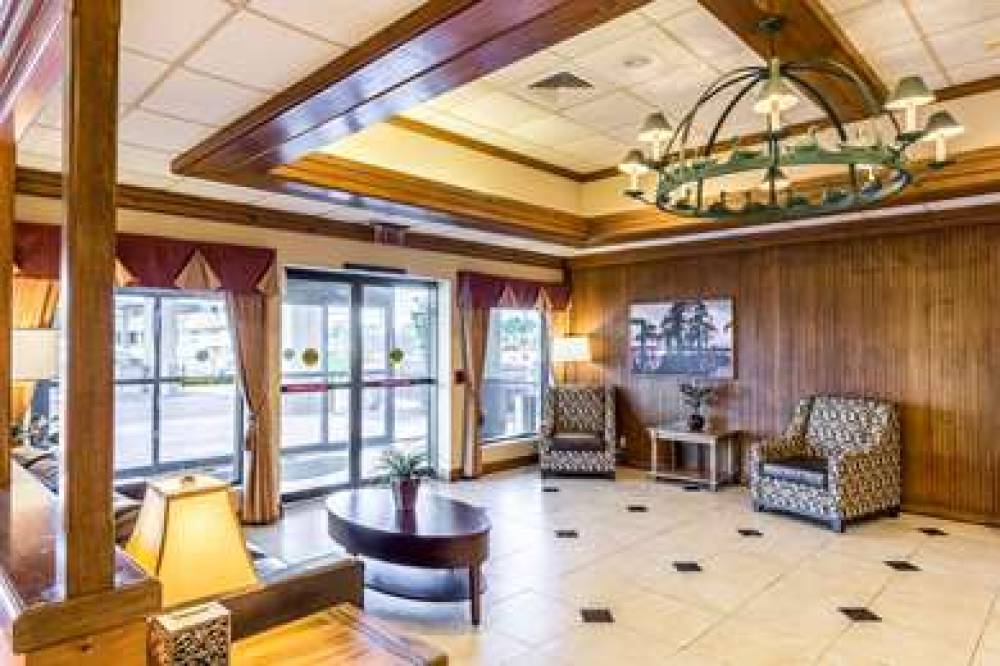 Quality Inn & Suites Baton Rouge West - Port Allen 6