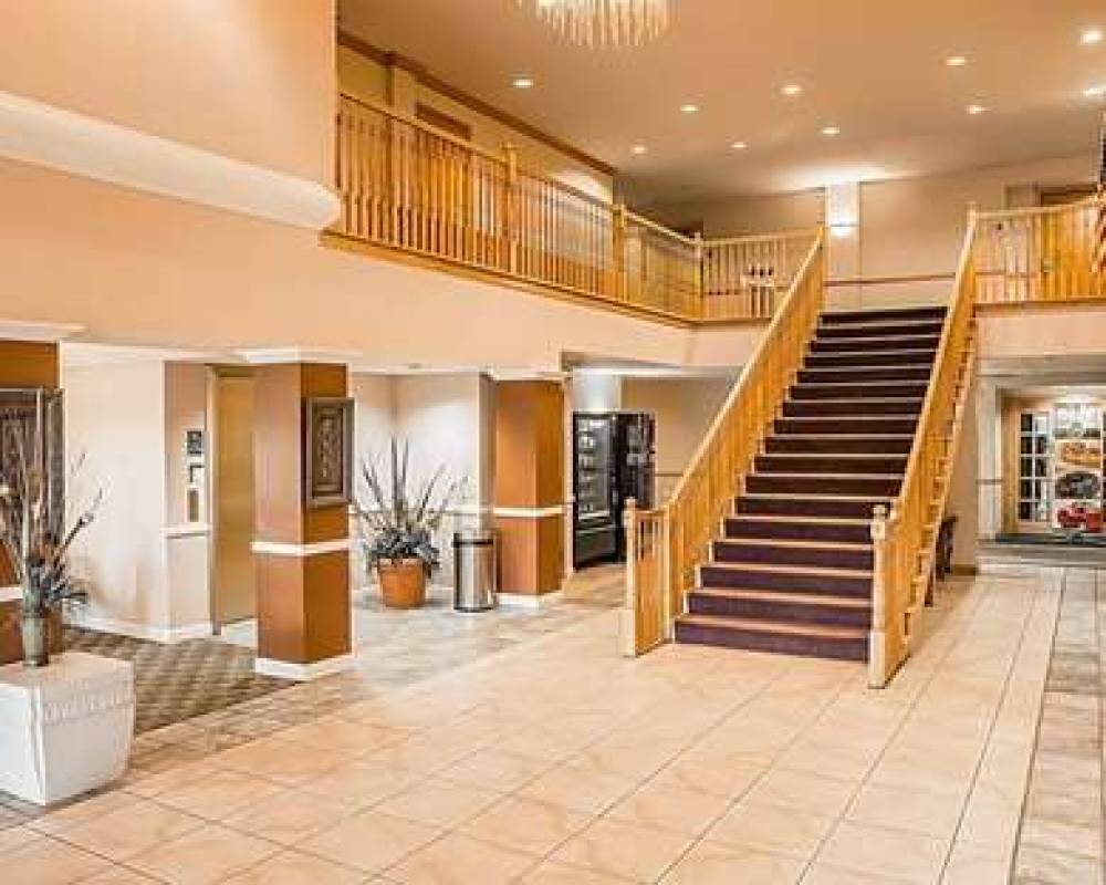 Quality Inn & Suites Cincinnati I-275 5