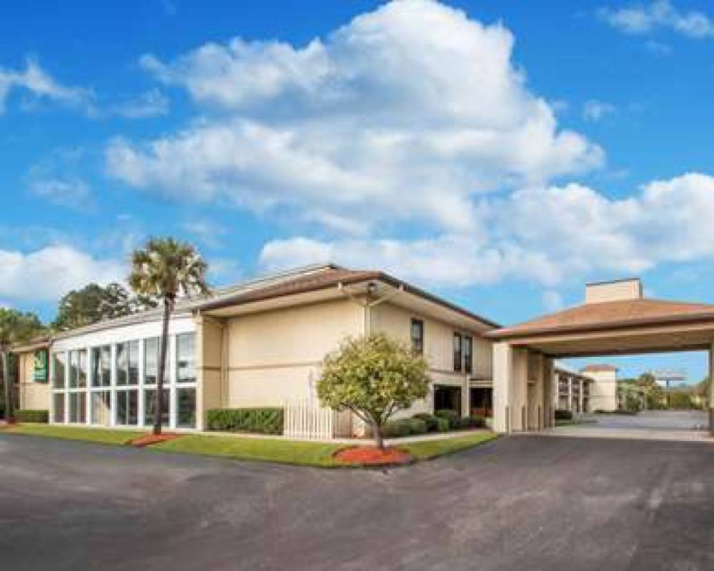 Quality Inn & Suites 2
