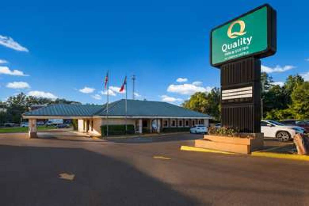 Quality Inn & Suites 2