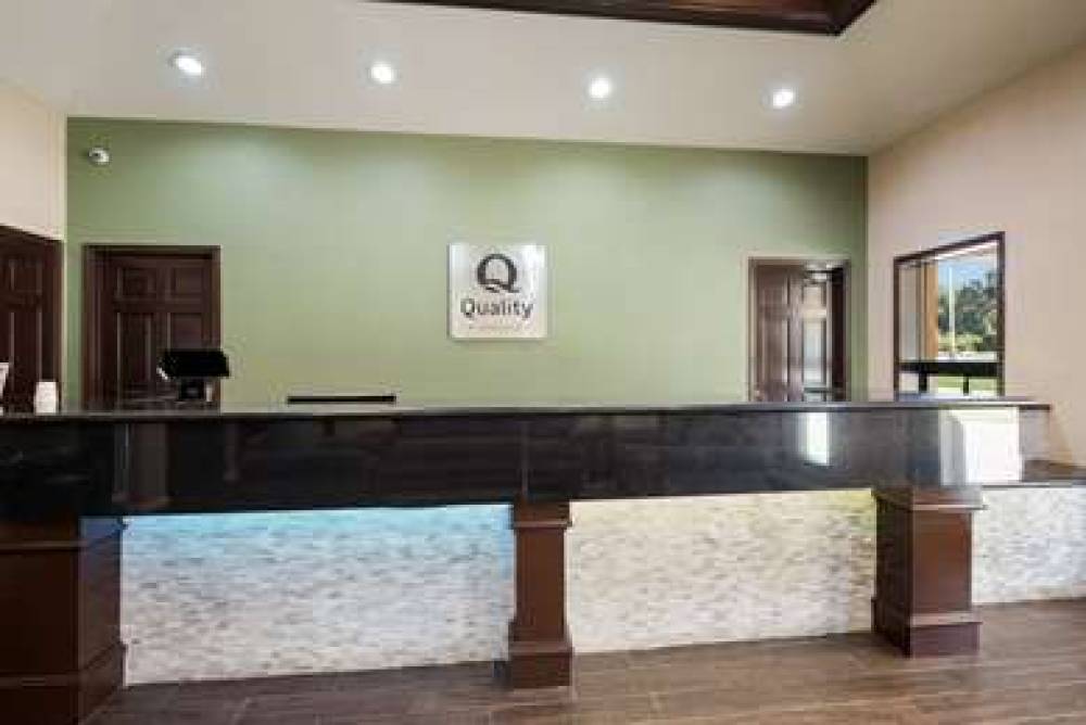 Quality Inn & Suites 6