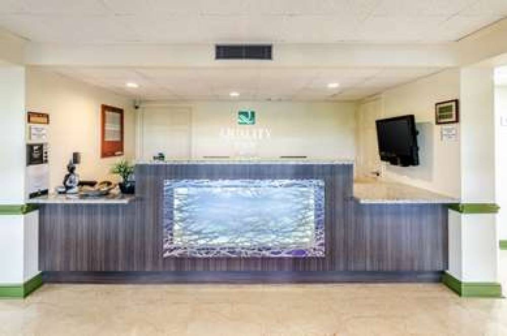 Quality Inn Tanglewood 10