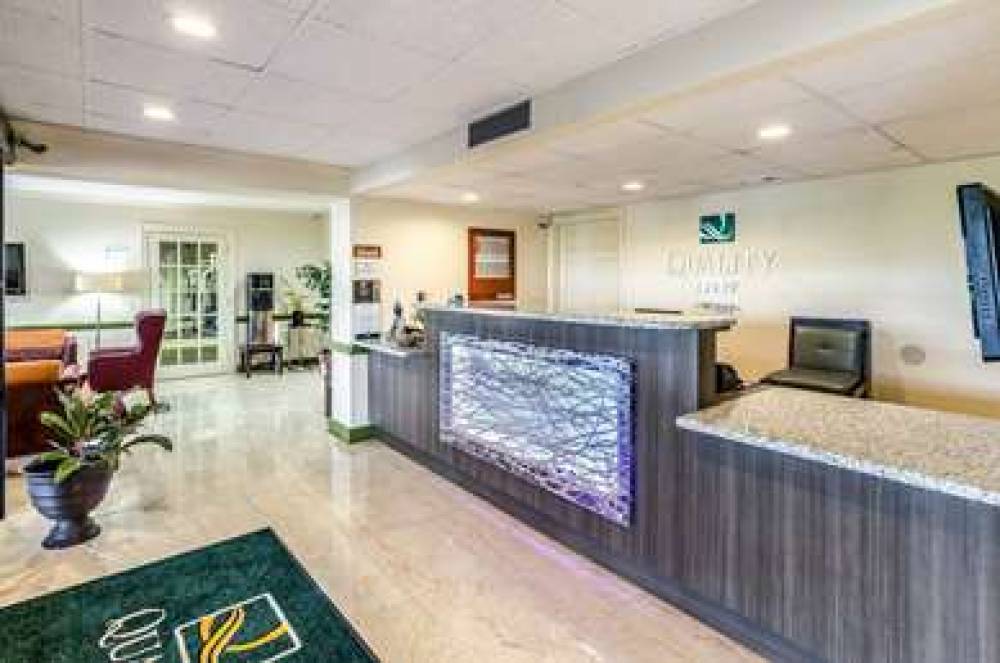 Quality Inn Tanglewood 9