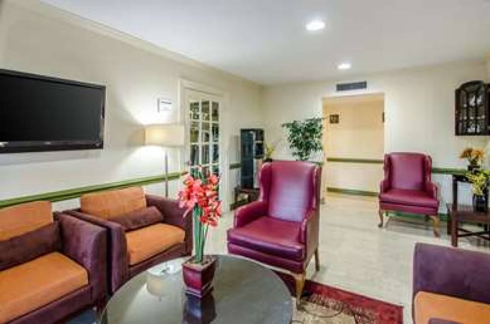 Quality Inn Tanglewood 8