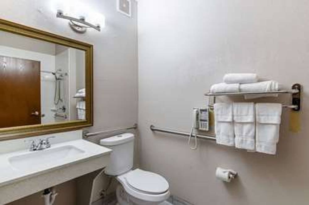 Quality Suites 8