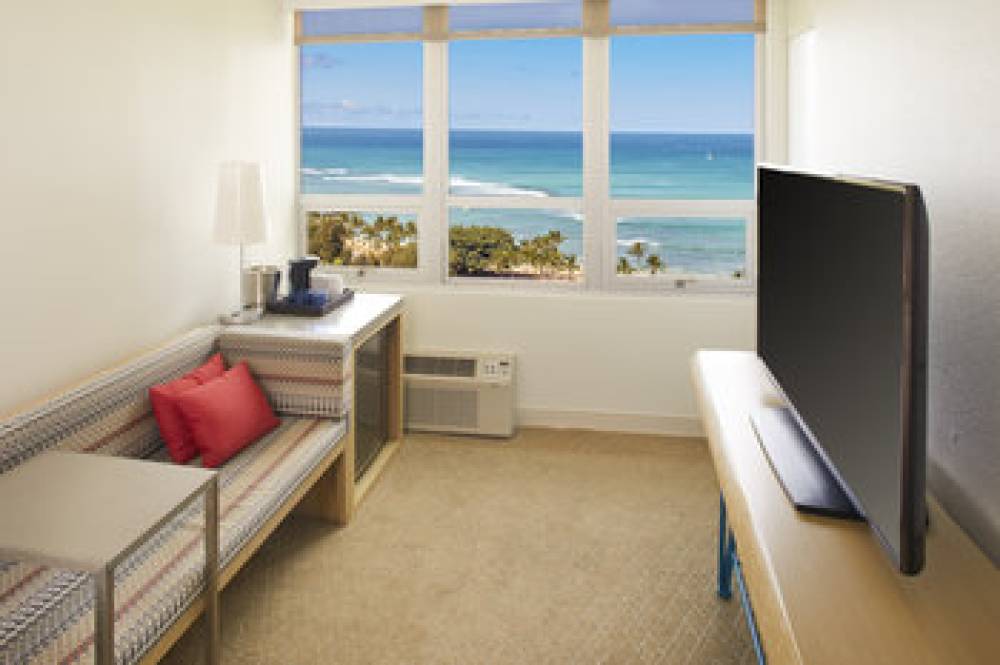 QUEEN KAPIOLANI HOTEL 2