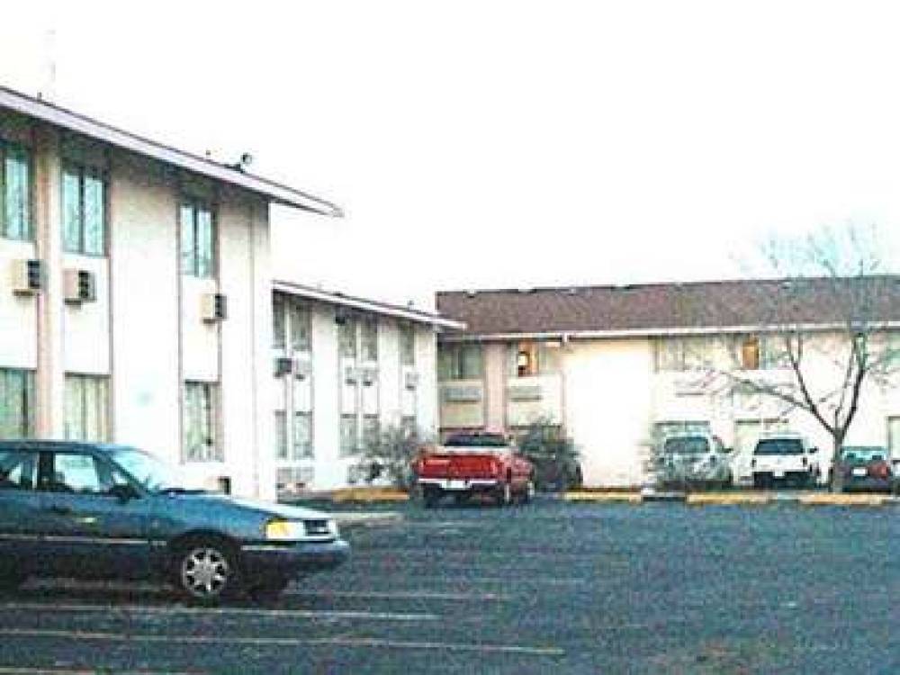 Quest Inn Motel 1