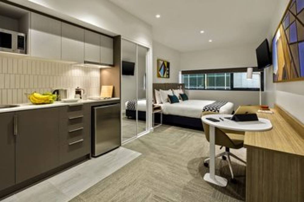 QUEST MACQUARIE PARK 6