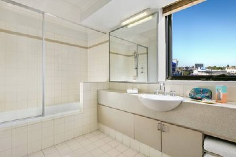 QUEST WEST END 5
