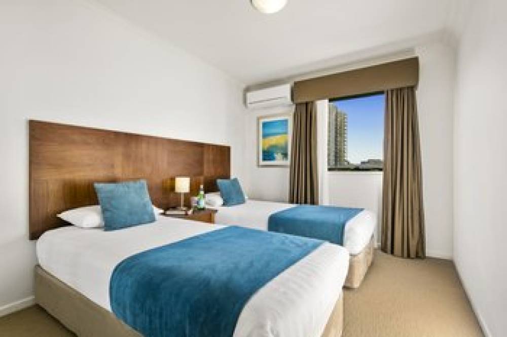 QUEST WEST END 7