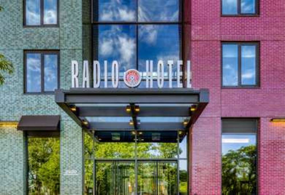 Radio Hotel