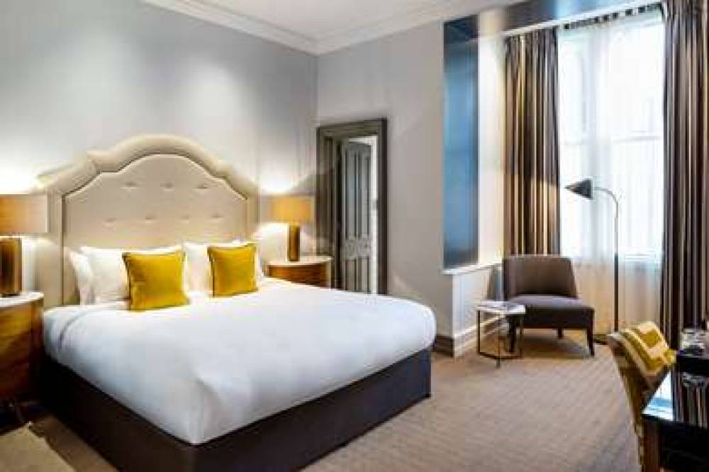 RADISSON BLU HOTEL, LONDON SOUTH KE 2