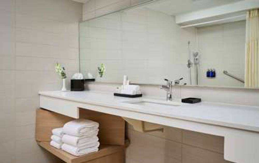 RADISSON BLU TORONTO DOWNTOWN 1