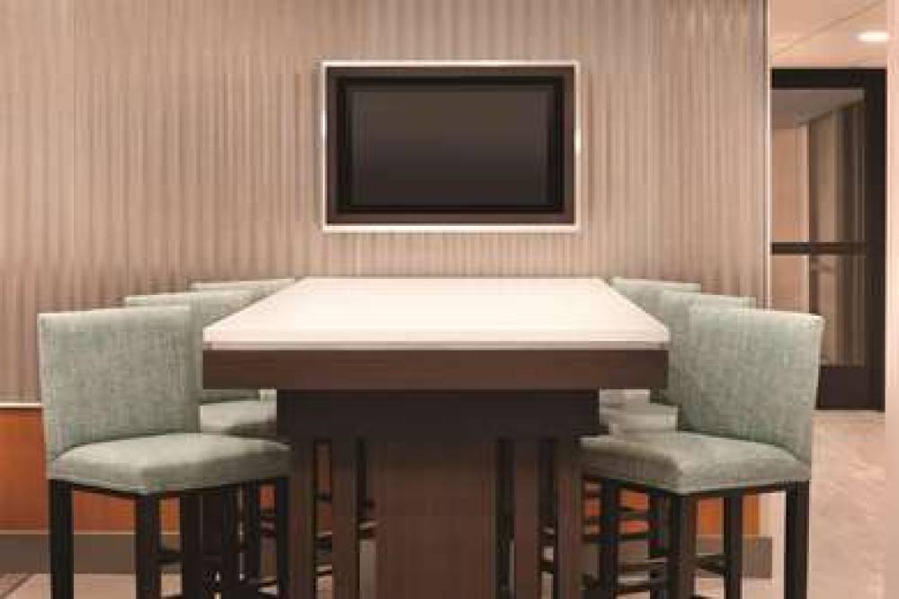 RADISSON CHARLOTTE AIRPORT 5