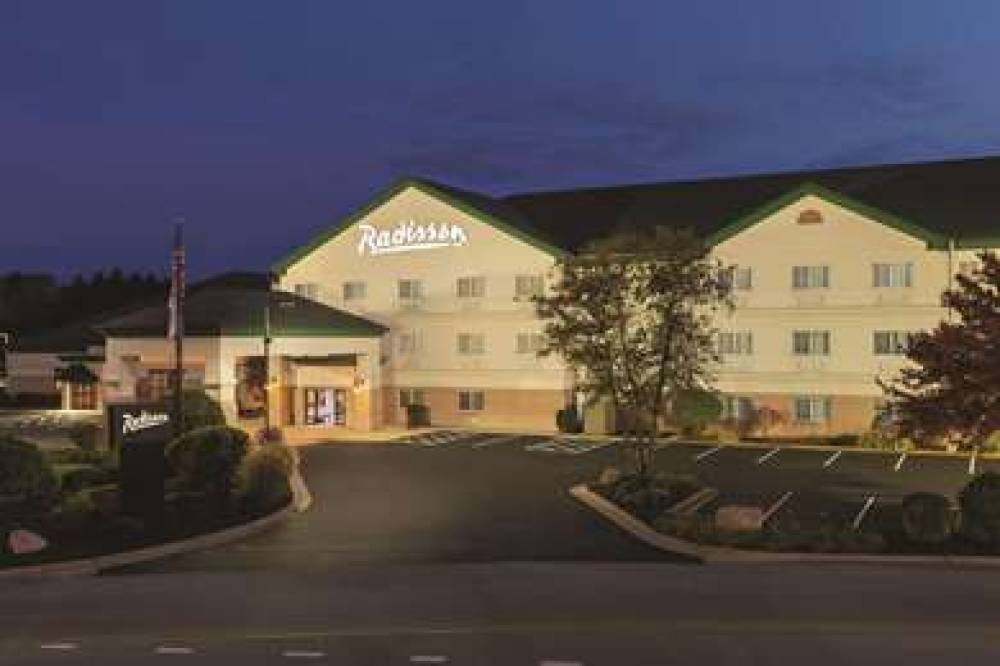 Radisson Hotel And Conference Cente