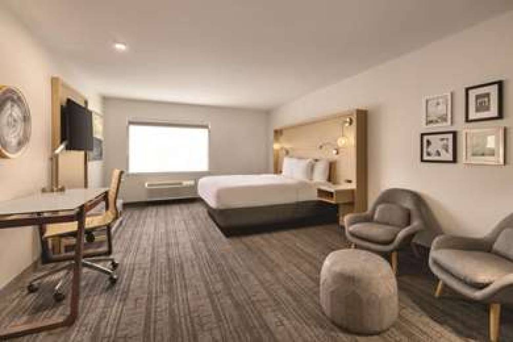RADISSON HOTEL ATLANTA AIRPORT 8