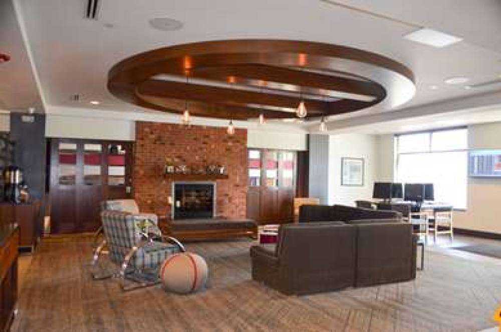 RADISSON HOTEL DETROIT METRO AIRPOR 1