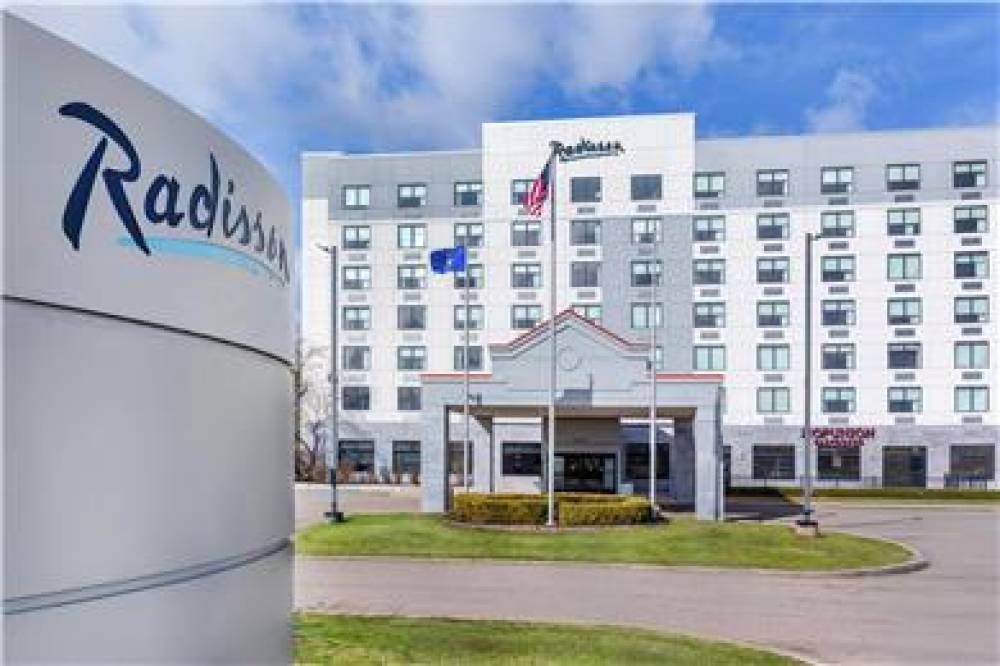 Radisson Hotel Detroit Metro Airpor