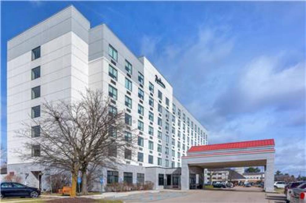 RADISSON HOTEL DETROIT METRO AIRPOR 5
