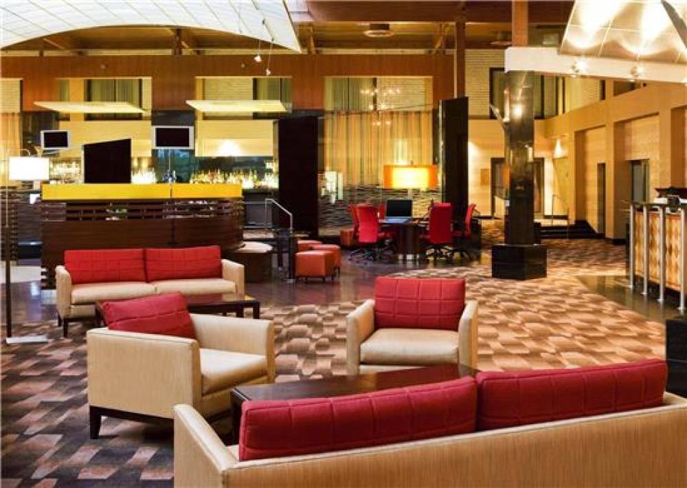 RADISSON HOTEL HAUPPAUGE-LONG ISLAN 8