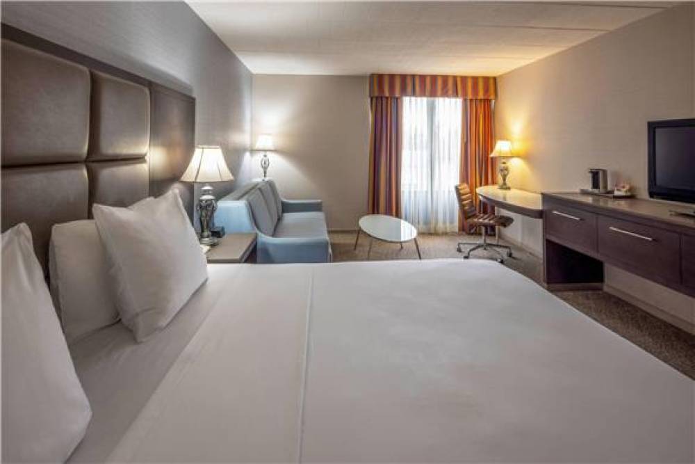 RADISSON HOTEL HAUPPAUGE-LONG ISLAN 5