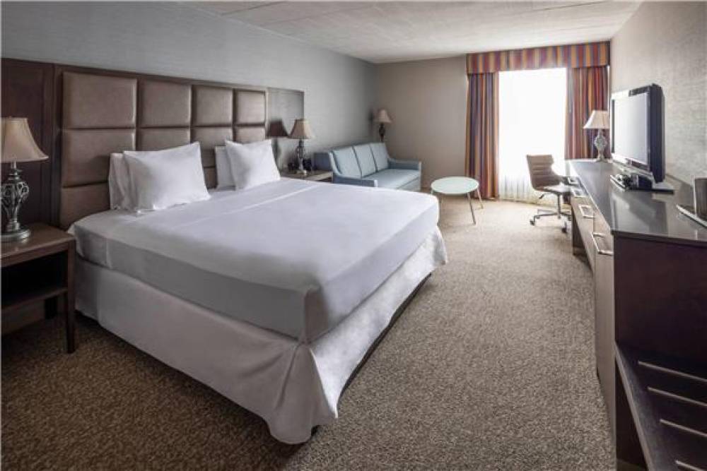 RADISSON HOTEL HAUPPAUGE-LONG ISLAN 6