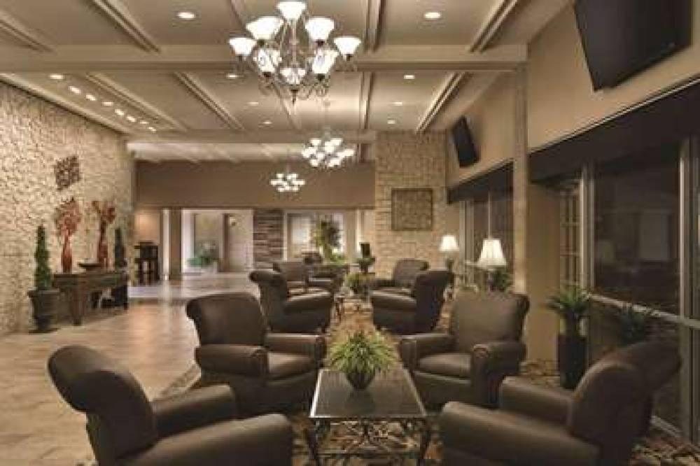 RADISSON HOTEL LOUISVILLE NORTH 5