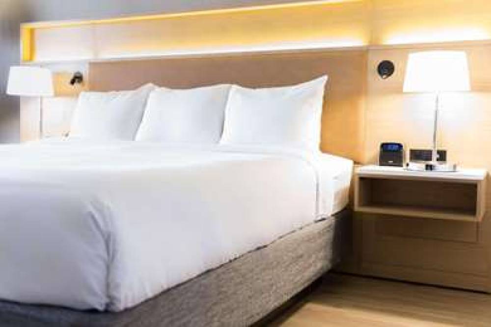 RADISSON HOTEL PHOENIX AIRPORT 5