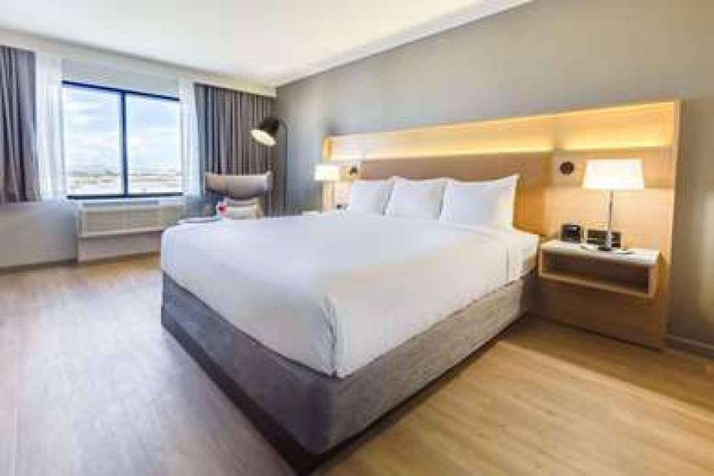 RADISSON HOTEL PHOENIX AIRPORT 3