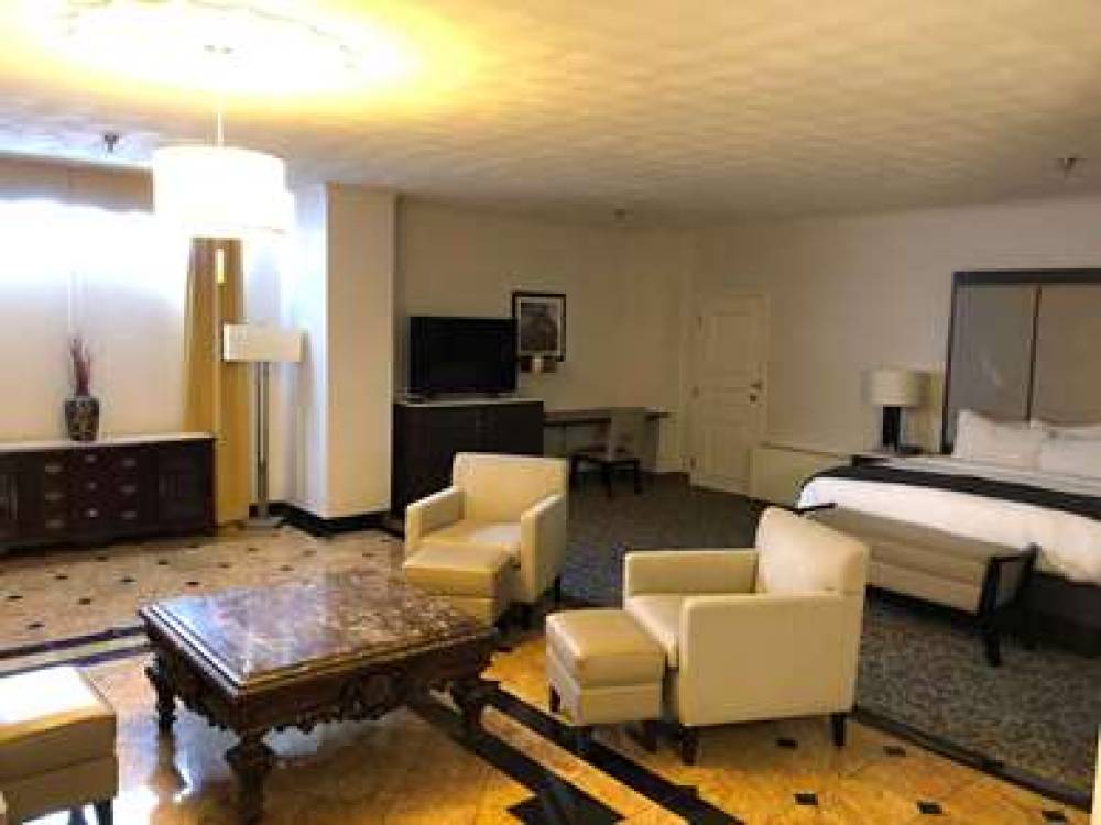 RADISSON LACKAWANNA STATION HOTEL S 4
