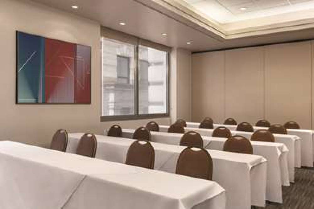 RADISSON HOTEL NEW YORK WALL STREET 1