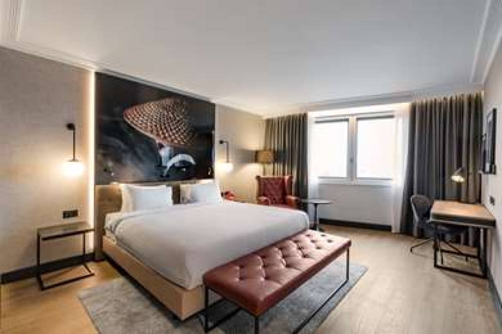 RADISSON RED LONDON HEATHROW 7