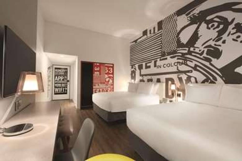 RADISSON RED MINNEAPOLIS DOWNTOWN 7