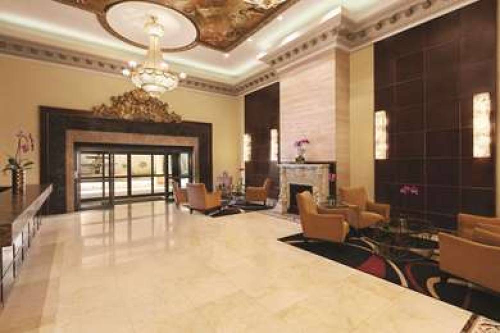 RADISSON HOTEL TORONTO AIRPORT WEST 9