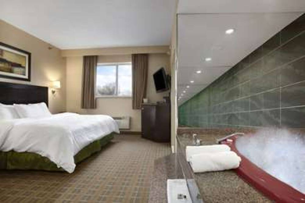 Ramada Bronx 4