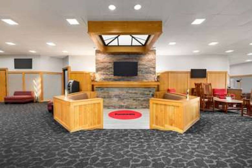 RAMADA BY WYNDHAM ALPENA HOTEL & CO 6
