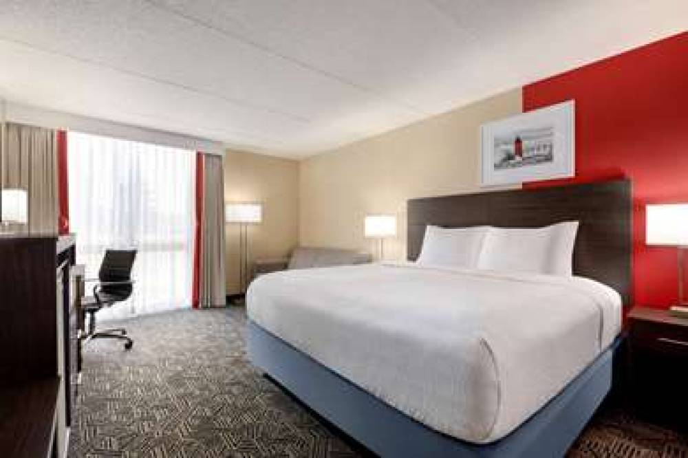 RAMADA BY WYNDHAM ALPENA HOTEL & CO 10