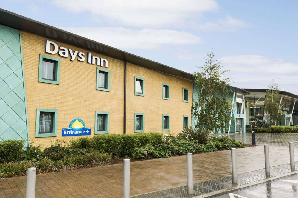 Ramada By Wyndham Cobham