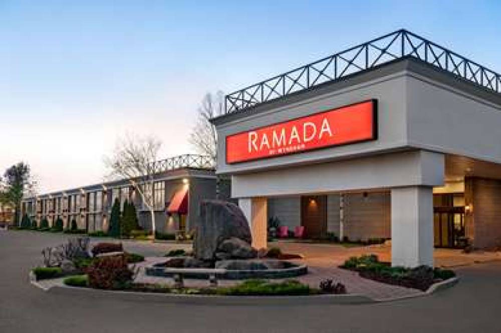 Ramada By Wyndham Cornwall 1