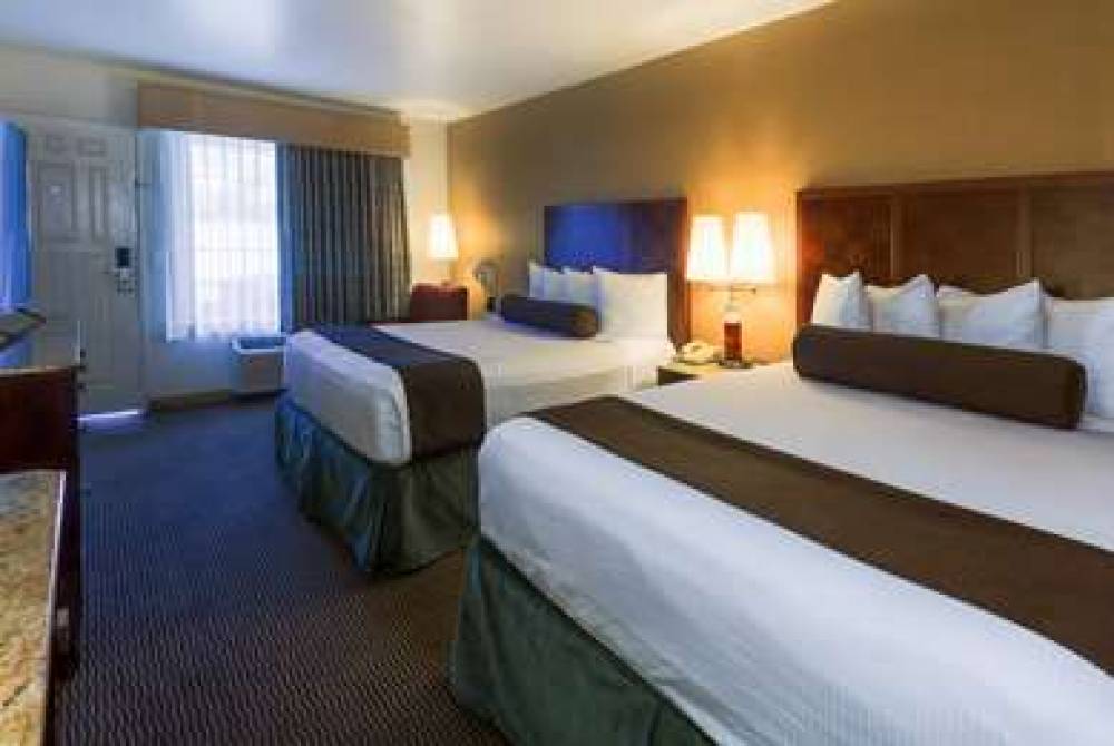 Ramada By Wyndham Costa Mesa/Newport Beach 7