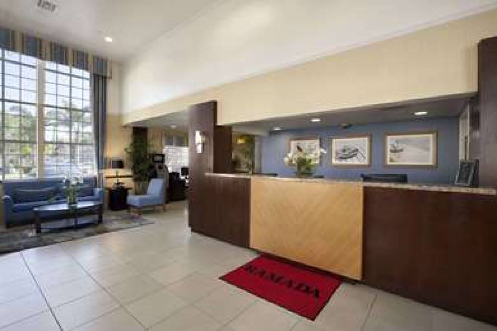 Ramada By Wyndham Costa Mesa/Newport Beach 3