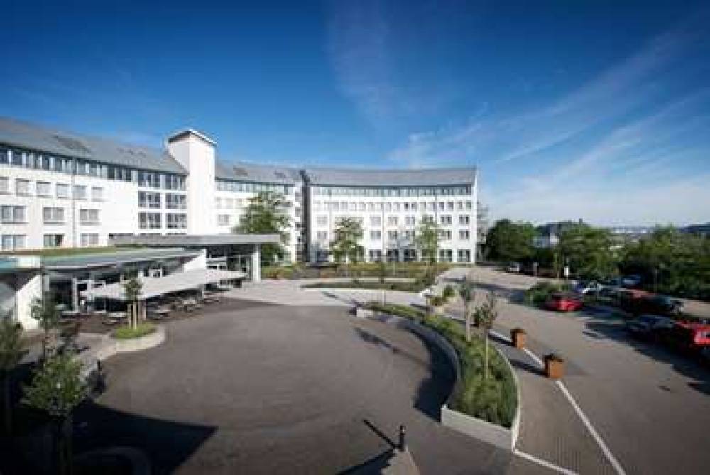 RAMADA BY WYNDHAM DRESDEN 1