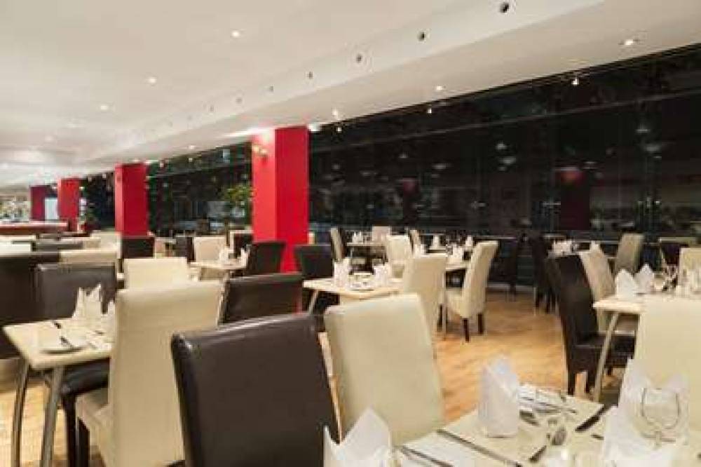 RAMADA BY WYNDHAM HOUNSLOW - HEATHR 4