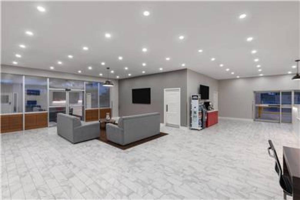 RAMADA BY WYNDHAM KENNER/NEW ORLEAN 3