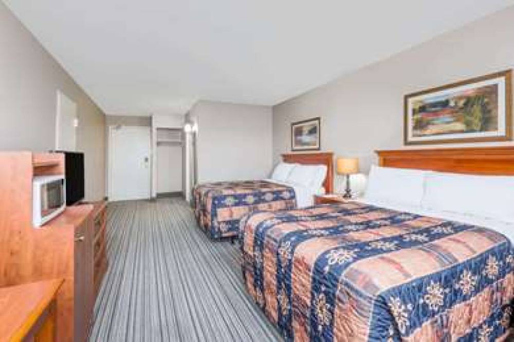 Ramada By Wyndham London 9