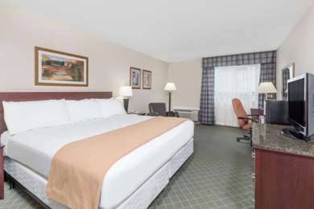 Ramada By Wyndham London 5