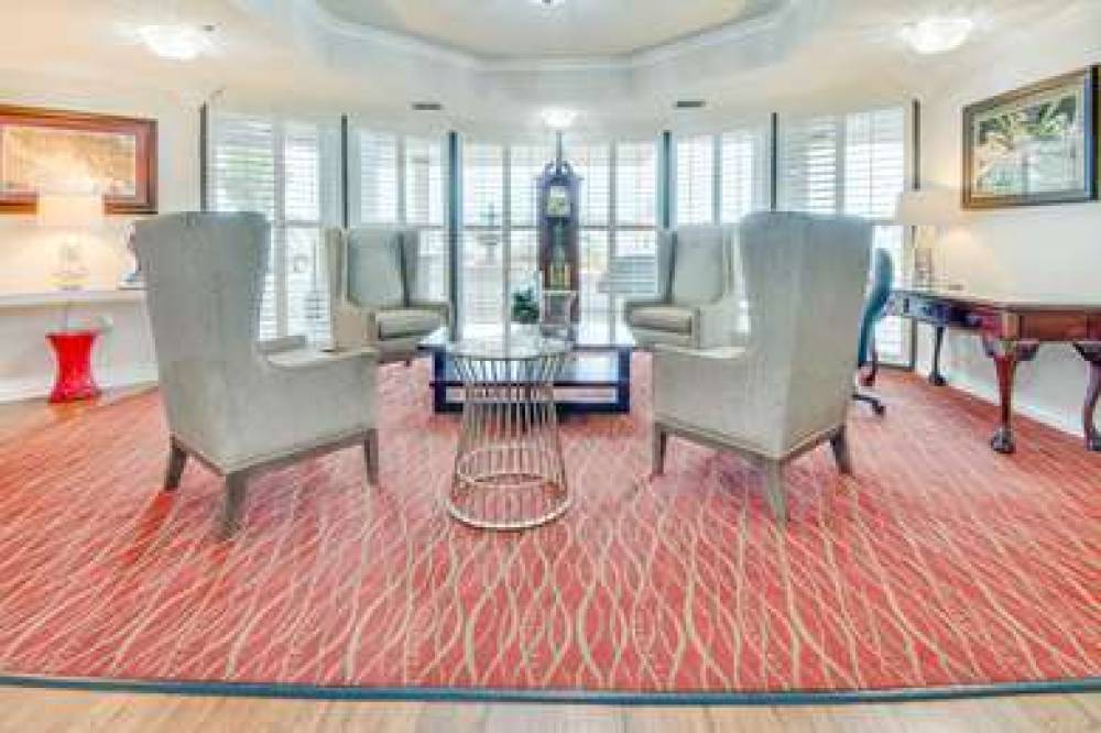 RAMADA BY WYNDHAM, METAIRIE NEW ORL 2